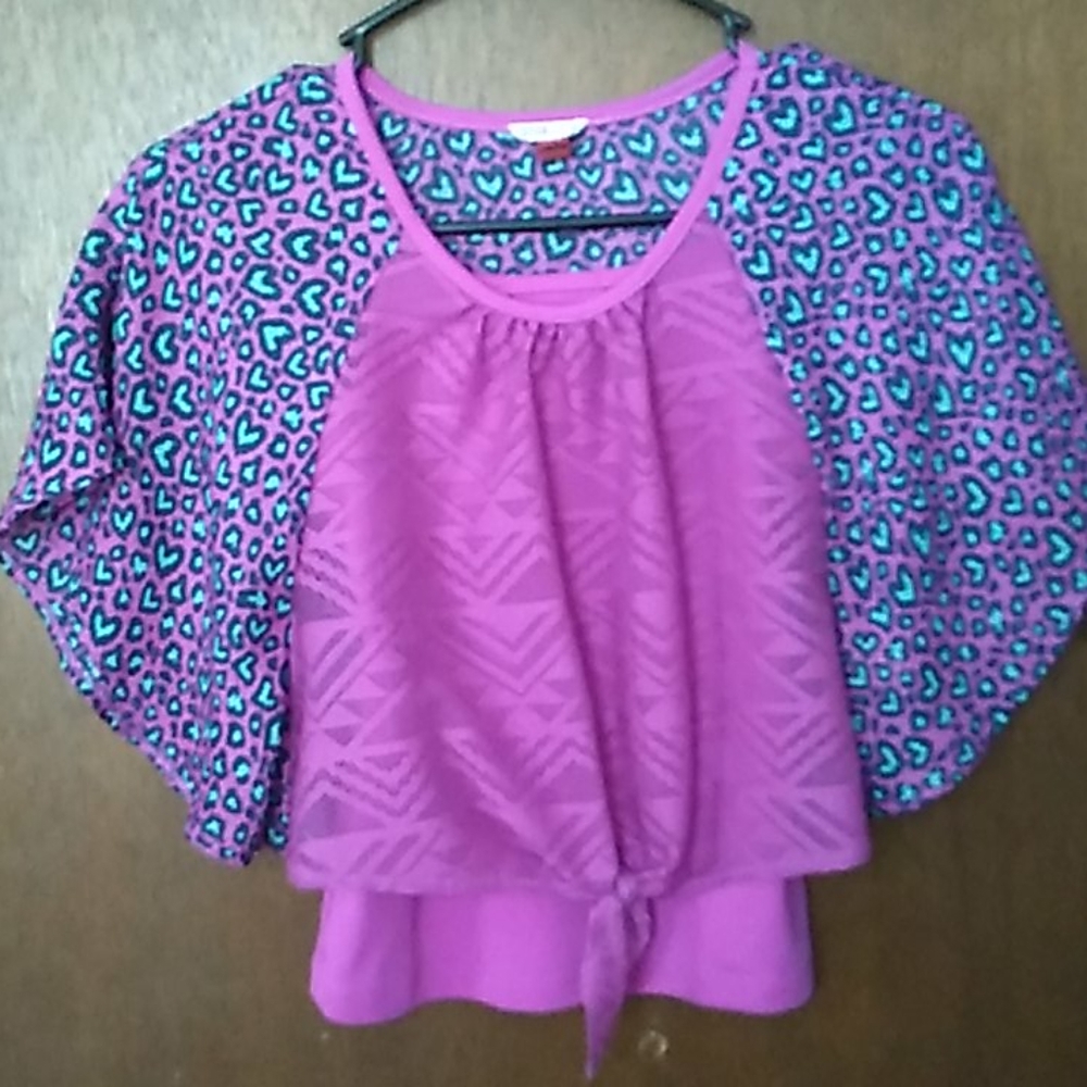 l.e.i. 2pc batwing top
